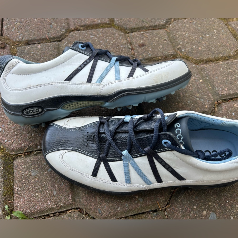 ECCO Casual Pitch womens size 40 (9.5) golf shoe